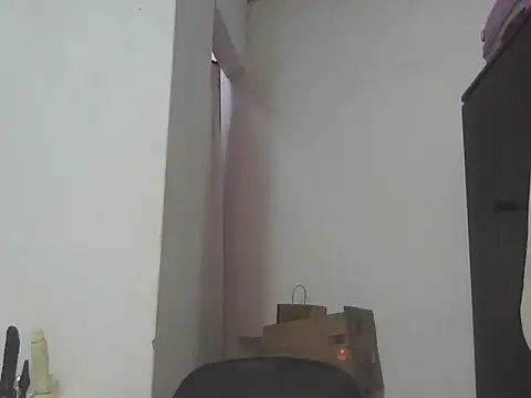 Sexxybella27 online show from 10-17-25, 06:32