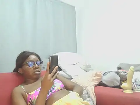 Sexxybella27 online show from 04-21-26, 01:42