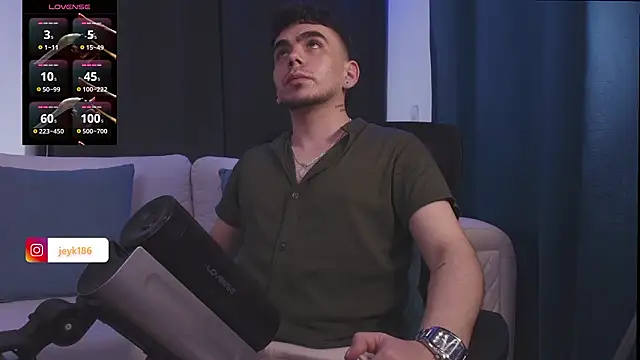 Snapshot of Jey_keler1 chatting on 02-20-26, 02:52 Jey keler1 online show from 02-20-26, 02:52