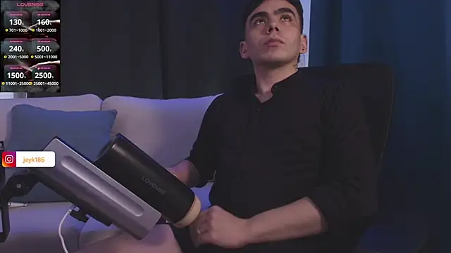 Snapshot of Jey_keler1 chatting on 02-24-26, 01:03 Jey keler1 online show from 02-24-26, 01:03