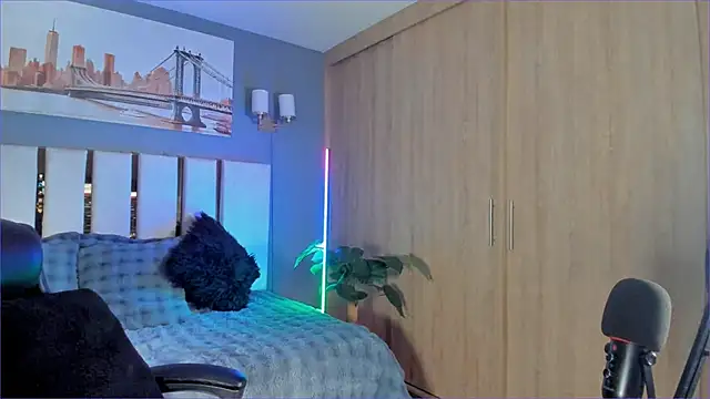 Bambi gurl online show from 11-25-25, 12:21