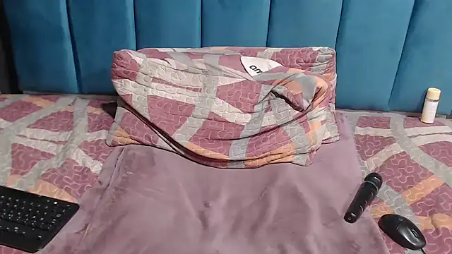 Snapshot of BLACKberry008 chatting on 03-16-25, 01:38 BLACKberry008 online show from 03-16-25, 01:38