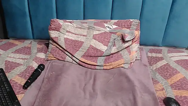 Snapshot of BLACKberry008 chatting on 03-16-25, 04:41 BLACKberry008 online show from 03-16-25, 04:41