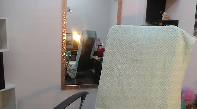 Snapshot of Prety_Nany chatting on 12-23-24, 01:35 Prety Nany online show from 12-23-24, 01:35