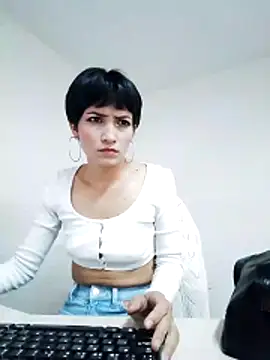Hannaaaa   online show from 12-05-24, 07:06