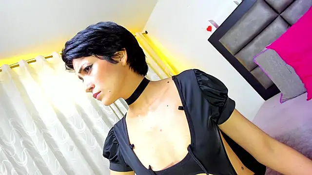 Hannaaaa   online show from 12-15-24, 02:16