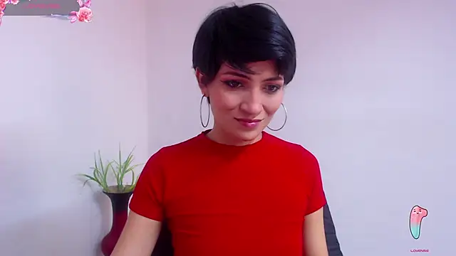 Hannaaaa   online show from 12-24-24, 02:12