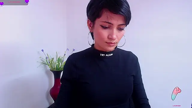 Hannaaaa   online show from 01-20-25, 09:11