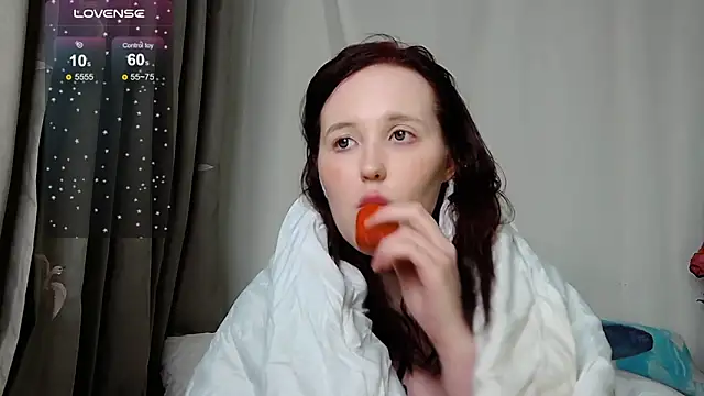 Snapshot of IrinaArt chatting on 03-23-25, 04:05 IrinaArt online show from 03-23-25, 04:05