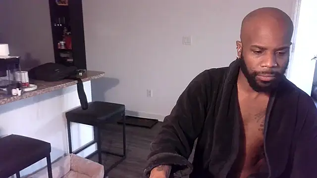 Snapshot of Horus0027 chatting on 01-12-26, 12:21 Horus0027 online show from 01-12-26, 12:21