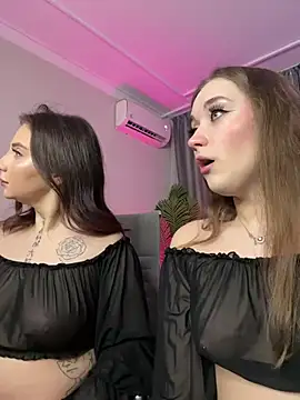 RollingGirls online show from 03-06-25, 05:14