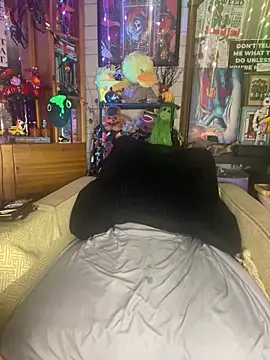 TrenaAnne online show from 10-09-25, 04:10