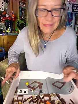 TrenaAnne online show from 10-10-25, 04:22