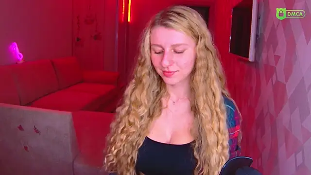 AmaliaQueen online show from 12-01-25, 03:06