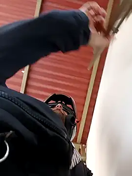 sebasxx97 online show from 09-09-25, 02:27