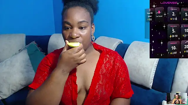 Snapshot of the_pearl199 chatting on 02-28-25, 11:23 the pearl199 online show from 02-28-25, 11:23