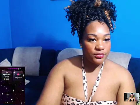 Snapshot of the_pearl199 chatting on 10-14-25, 02:56 the pearl199 online show from 10-14-25, 02:56