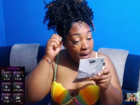 Snapshot of the_pearl199 chatting on 10-22-25, 06:46 the pearl199 online show from 10-22-25, 06:46