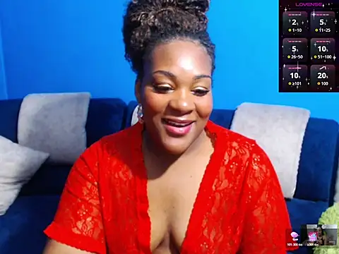 Snapshot of the_pearl199 chatting on 11-16-25, 03:01 the pearl199 online show from 11-16-25, 03:01