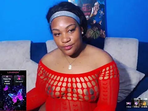 Snapshot of the_pearl199 chatting on 02-24-26, 04:10 the pearl199 online show from 02-24-26, 04:10