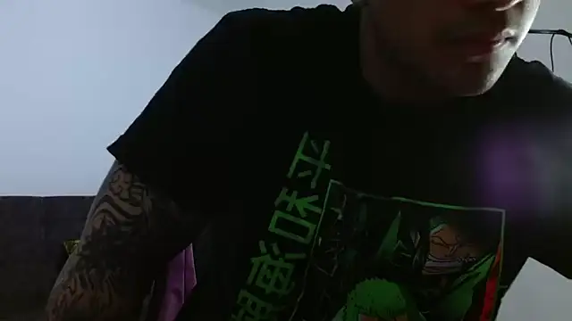 Snapshot of Sisoyalejo420 chatting on 03-16-25, 02:21 Sisoyalejo420 online show from 03-16-25, 02:21
