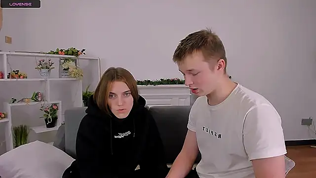 Snapshot of _Olli__Stiw_ chatting on 12-30-24, 08:58 Olli Stiw online show from 12-30-24, 08:58