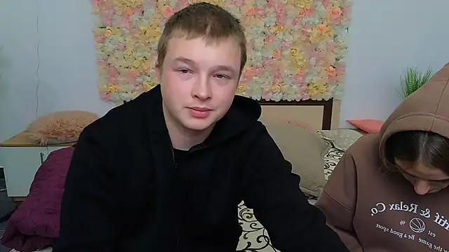 Snapshot of _Olli__Stiw_ chatting on 09-28-25, 06:52 Olli Stiw online show from 09-28-25, 06:52