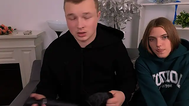 Snapshot of _Olli__Stiw_ chatting on 10-13-25, 08:14 Olli Stiw online show from 10-13-25, 08:14