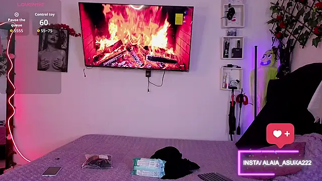 Alaia Asuka online show from 10-29-25, 12:35