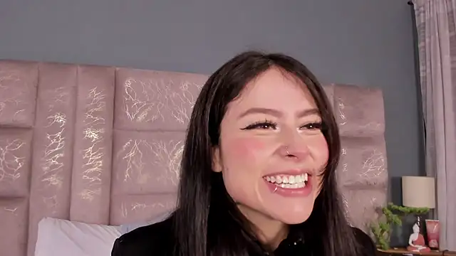 AnnieNasty online show from 10-20-25, 11:43