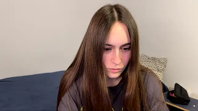 AliceKolltt online show from 04-20-26, 08:32