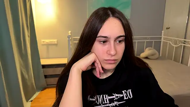 Snapshot of AliceKolltt chatting on 07-07-26, 02:32 AliceKolltt online show from 07-07-26, 02:32