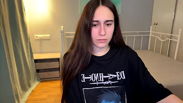 Snapshot of AliceKolltt chatting on 07-14-26, 02:05 AliceKolltt online show from 07-14-26, 02:05
