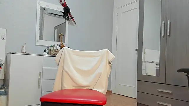 anisialuna  online show from 02-19-25, 10:12