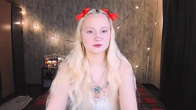 Snapshot of MariaMango chatting on 11-22-25, 01:37 MariaMango online show from 11-22-25, 01:37