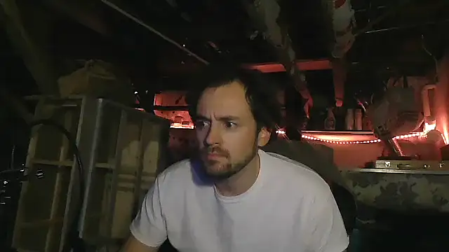 Snapshot of Amcobra chatting on 12-15-25, 08:18 Amcobra online show from 12-15-25, 08:18