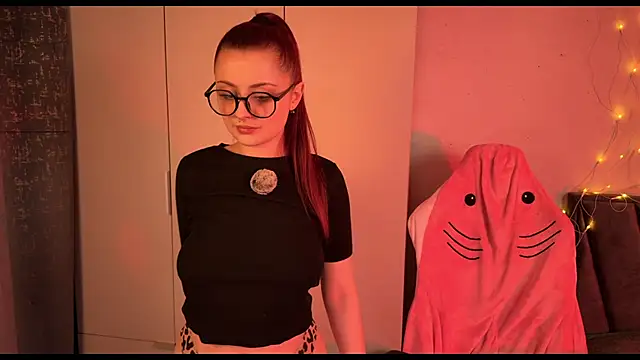 RozieRose online show from 12-02-25, 02:28