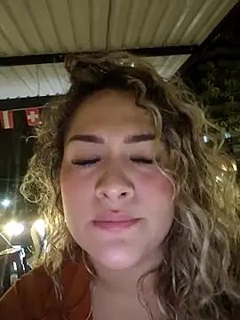 Sara smiiith211 online show from 07-21-26, 01:30