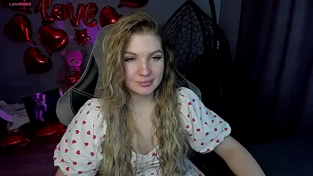 lily williamss online show from 02-15-25, 03:52