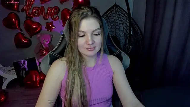 lily williamss online show from 02-16-25, 03:47