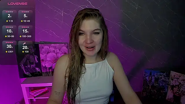 Snapshot of lily_williamss chatting on 05-13-26, 11:55 lily williamss online show from 05-13-26, 11:55