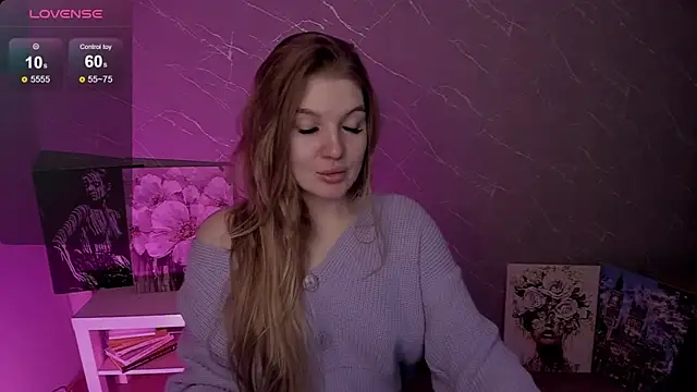 Snapshot of lily_williamss chatting on 05-19-26, 12:27 lily williamss online show from 05-19-26, 12:27