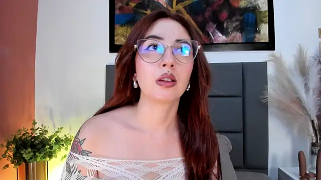 Emilywatsonn online show from 10-23-25, 12:43