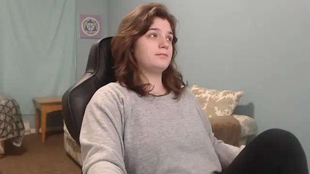 TreeJeanne online show from 12-23-24, 01:56