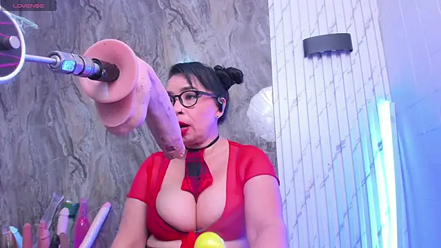 annie wigg online show from 11-24-25, 03:39