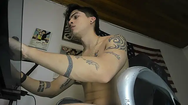 Snapshot of charlie_hotxxx chatting on 05-03-26, 02:17 charlie hotxxx online show from 05-03-26, 02:17