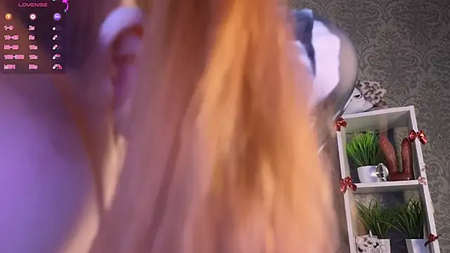 Snapshot of hannah_lourens chatting on 01-10-25, 02:34 hannah lourens online show from 01-10-25, 02:34