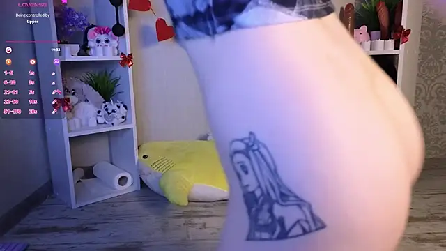 Snapshot of hannah_lourens chatting on 02-16-25, 05:37 hannah lourens online show from 02-16-25, 05:37