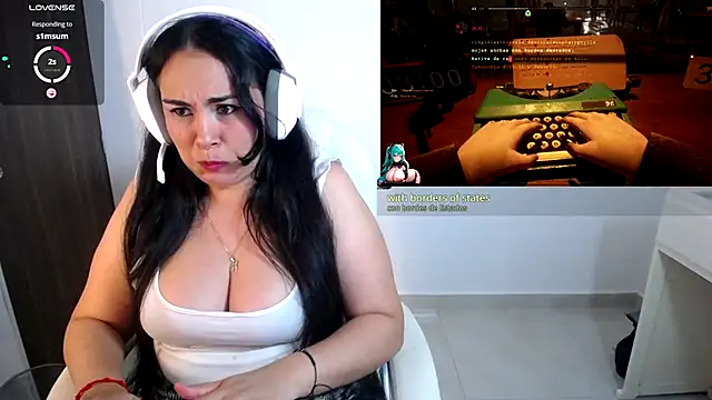 Snapshot of Sunny_Gamer7 chatting on 11-19-25, 03:50 Sunny Gamer7 online show from 11-19-25, 03:50