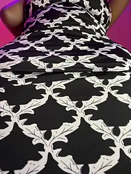 Cherrytowild online show from 04-20-26, 08:17